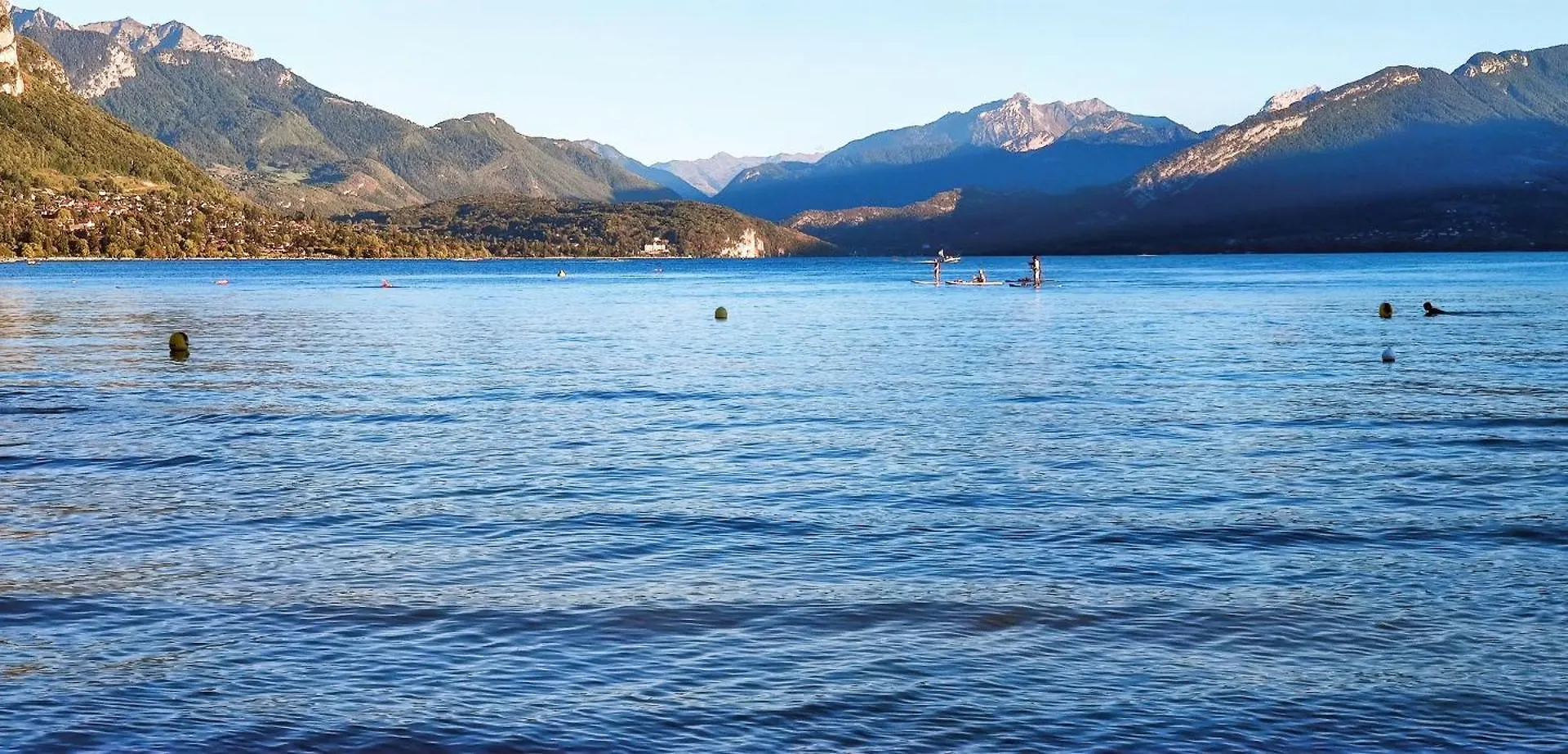 Lac Plage Et Ville 95 M2 A 100M Du Lac, 3 Chambres, Parking Annecy