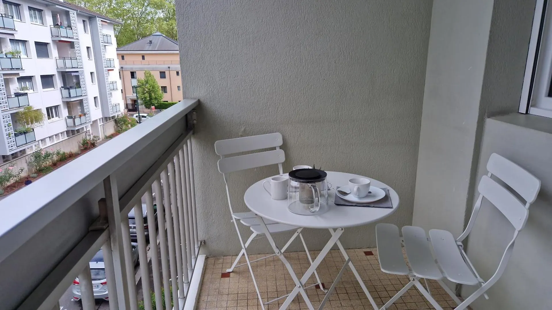 Lac Plage Et Ville 95 M2 A 100M Du Lac, 3 Chambres, Parking Annecy